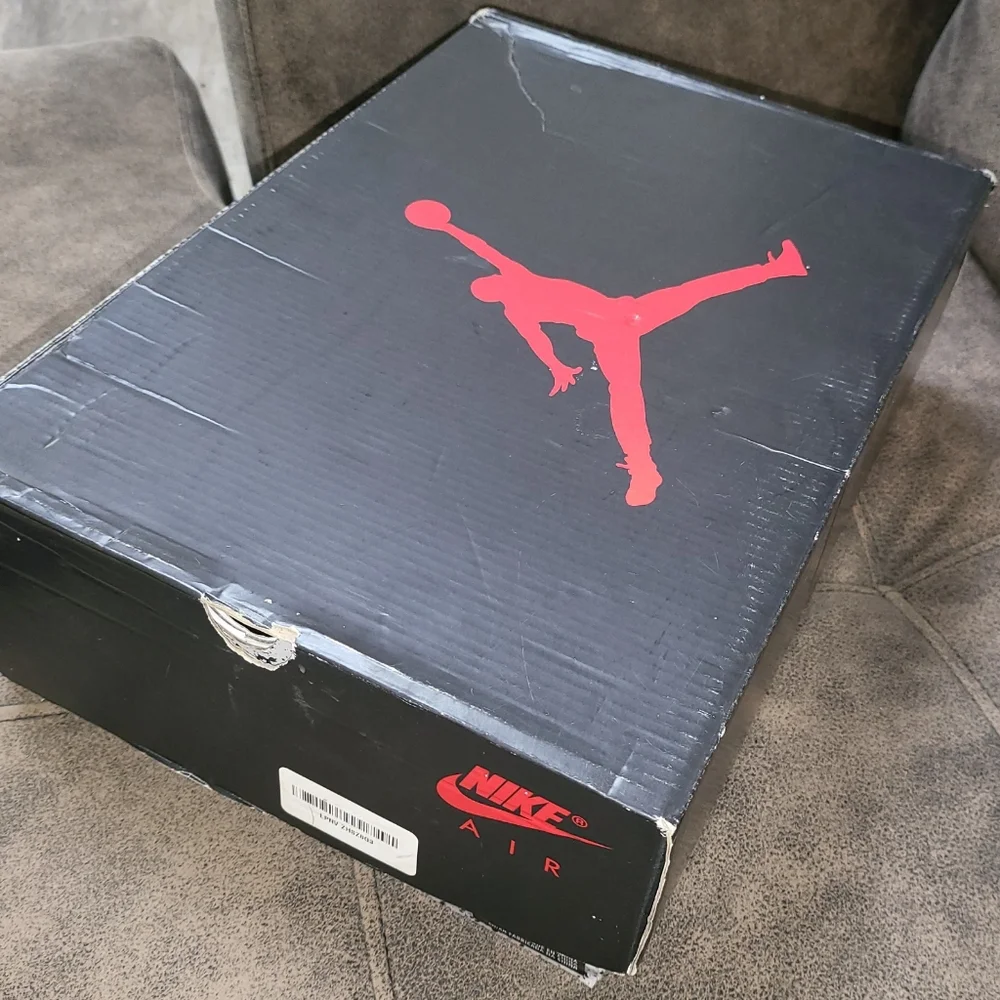 ** Brand NEW in Box ** Nike Air Jordan Retro 5 Men's US Size 9 - Picture 5 of 6